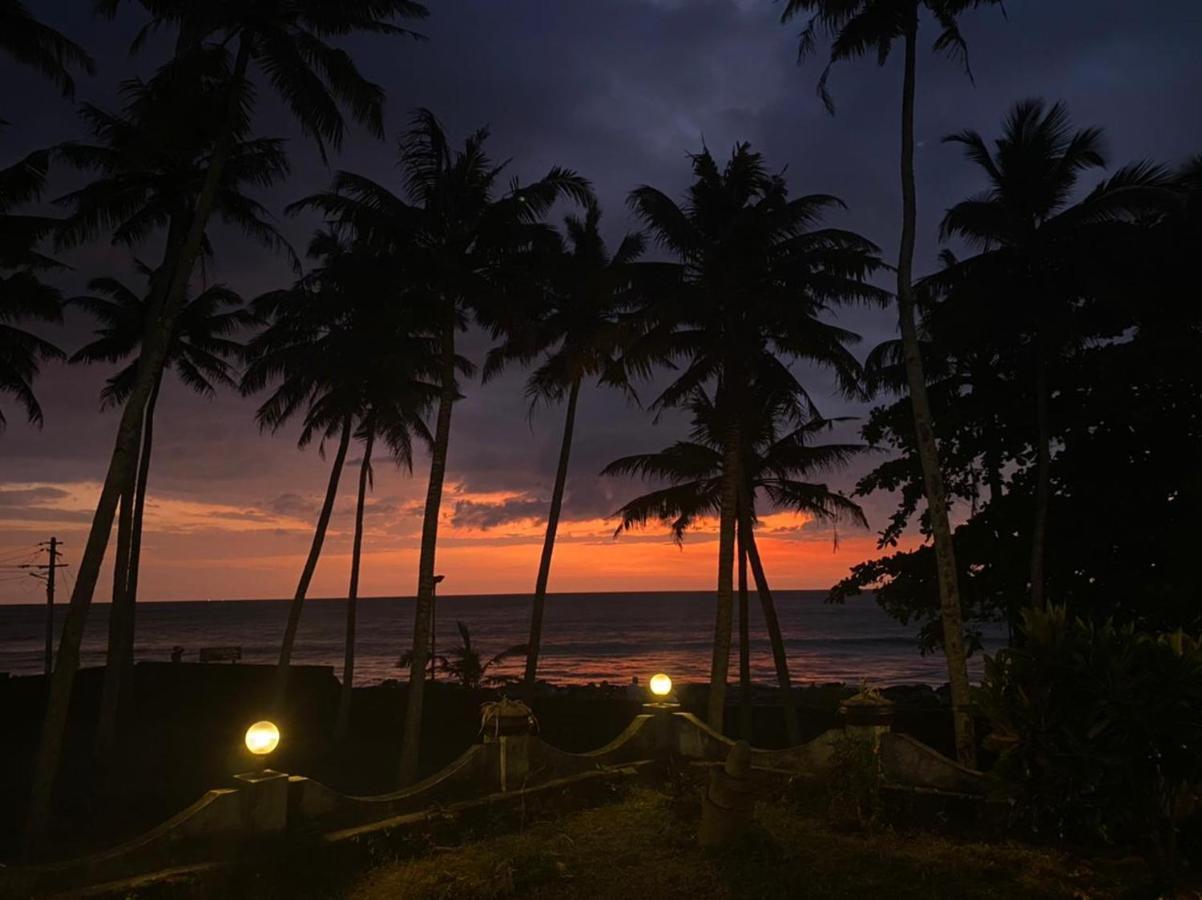 Vibes Beach House Villa Varkala Buitenkant foto