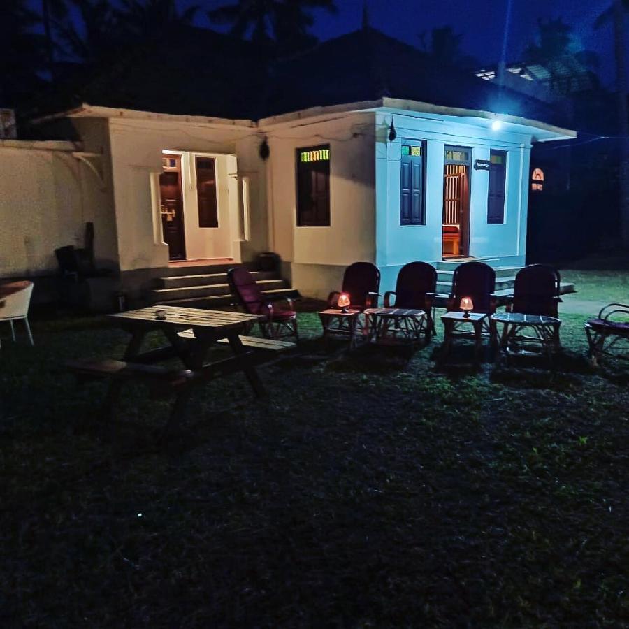 Vibes Beach House Villa Varkala Buitenkant foto