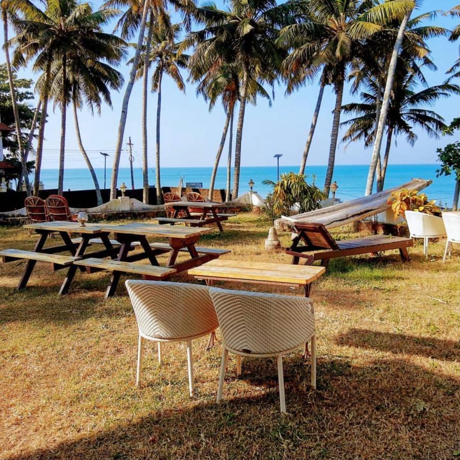 Vibes Beach House Villa Varkala Buitenkant foto