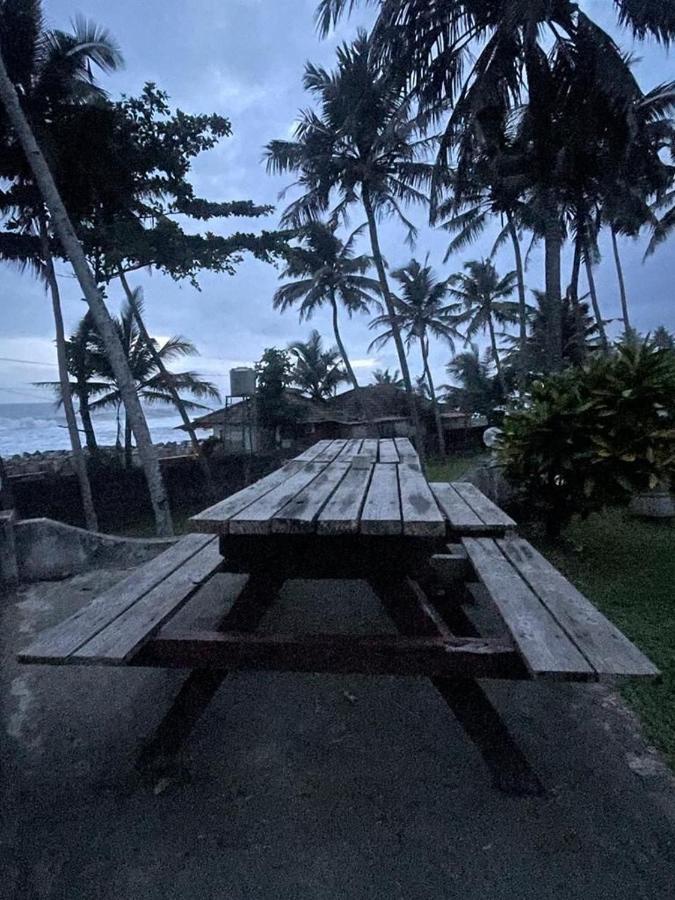 Vibes Beach House Villa Varkala Buitenkant foto